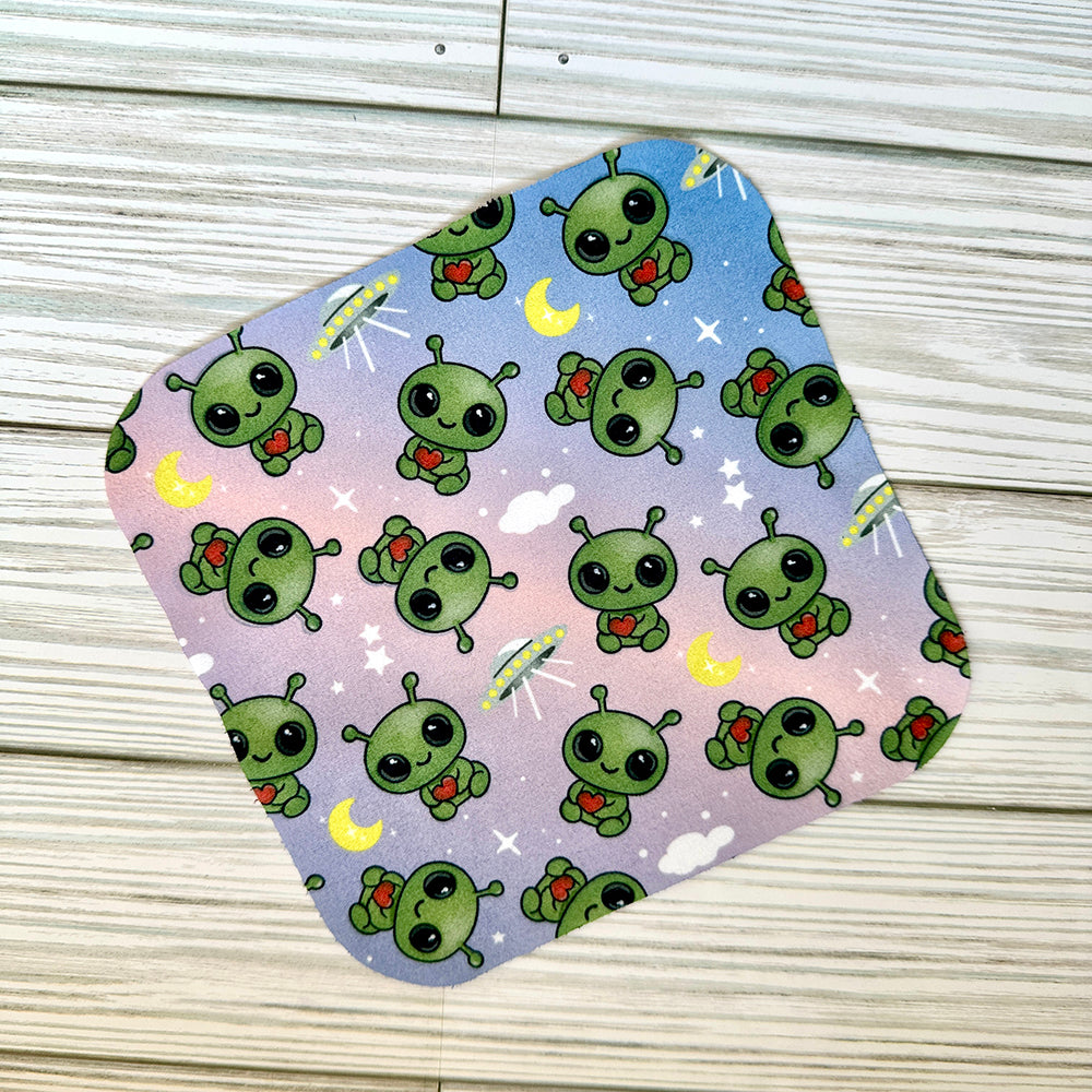 Alien screen cleaning cloth