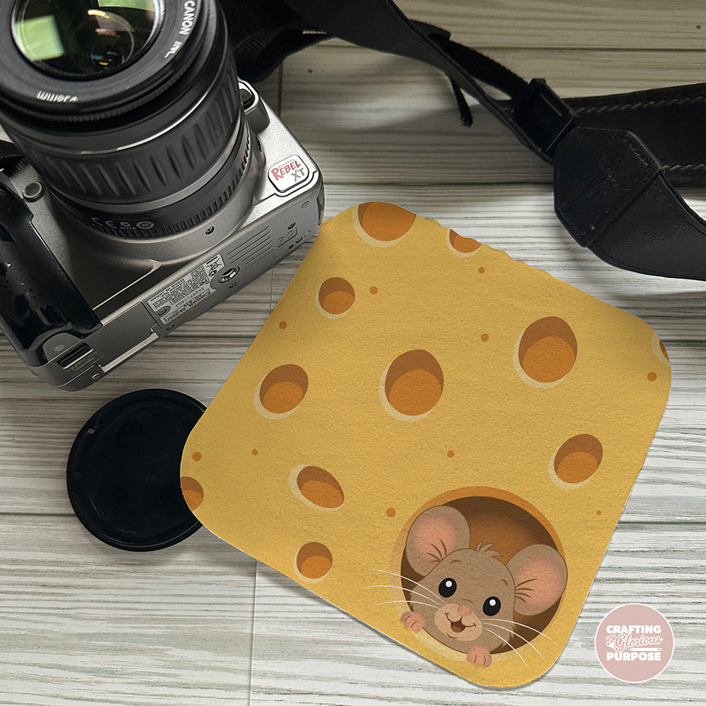 Microfiber Cleaning Cloth - Cheese Lover with Cute Mouse